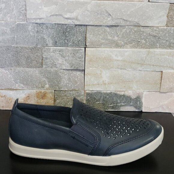 ECCO Men's Collin 2.0 Slip on Sneaker - Picture 8 of 10